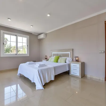 Guzman - Senieta Villa