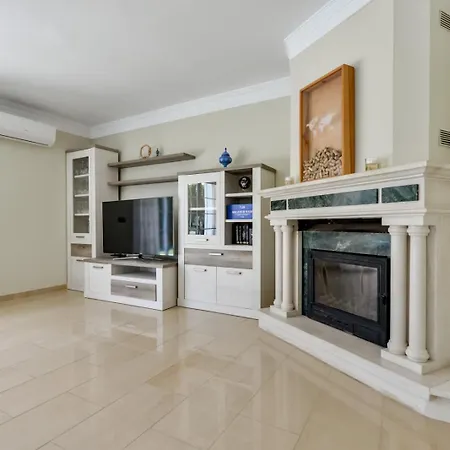 Villa Guzman - Senieta *