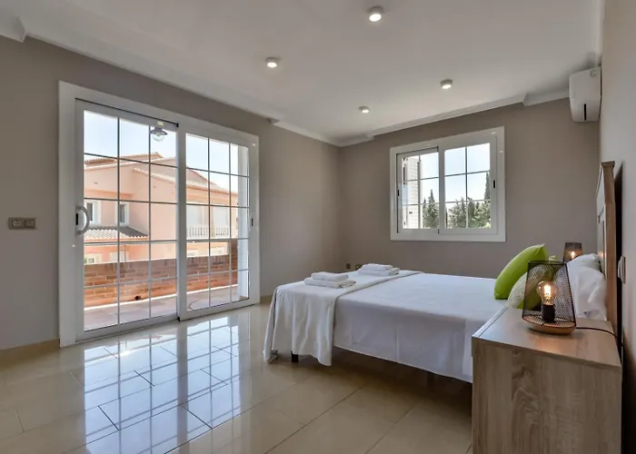 Villa Guzman - Senieta Calp